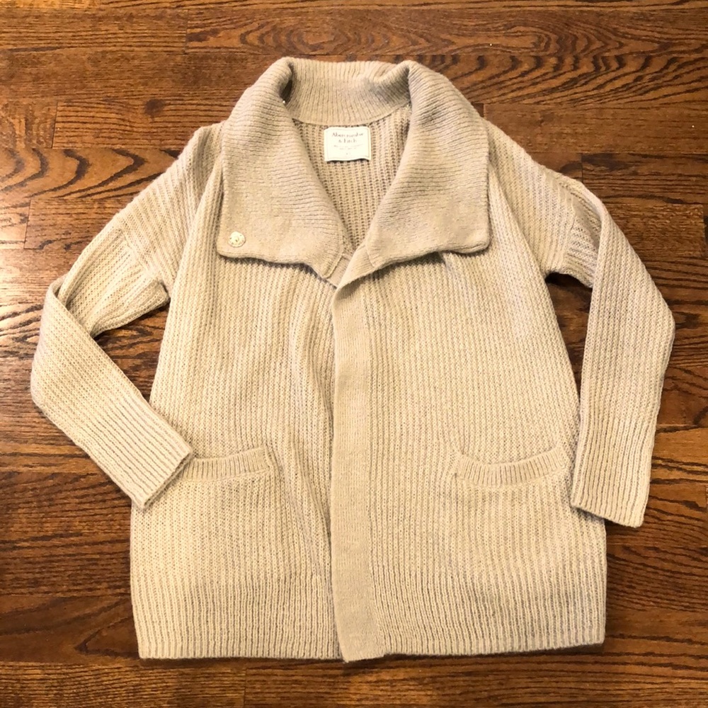 Abercrombie long sweater cardigan